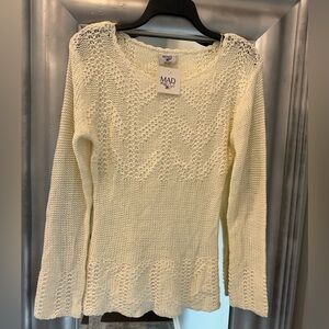 This beautiful sweater is perfect for the fall- new- never worn!